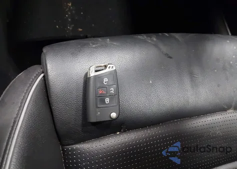 2019 Volkswagen Golf R 2.0T W/Dcc Navigation из США, поврежденный, VIN WVWWA7AU0KW217906